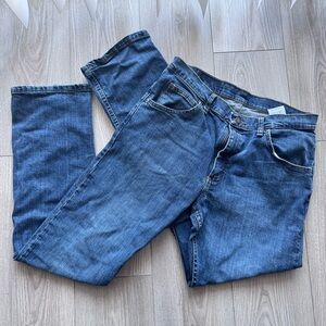 Wrangler Men's Straight Fit Blue Jeans